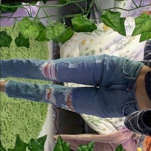 Hollister High Rise Stretch Mom Jean